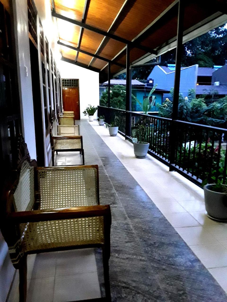 Grand Peak Hotel Ella Exterior photo