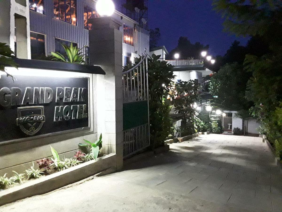 Grand Peak Hotel Ella Exterior photo