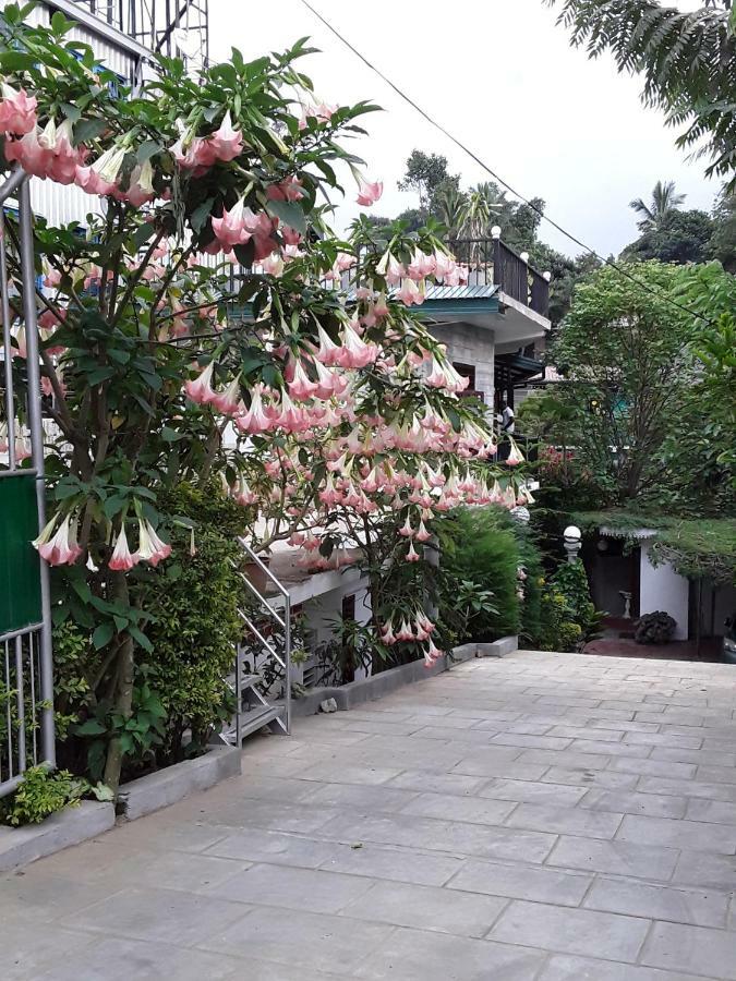Grand Peak Hotel Ella Exterior photo